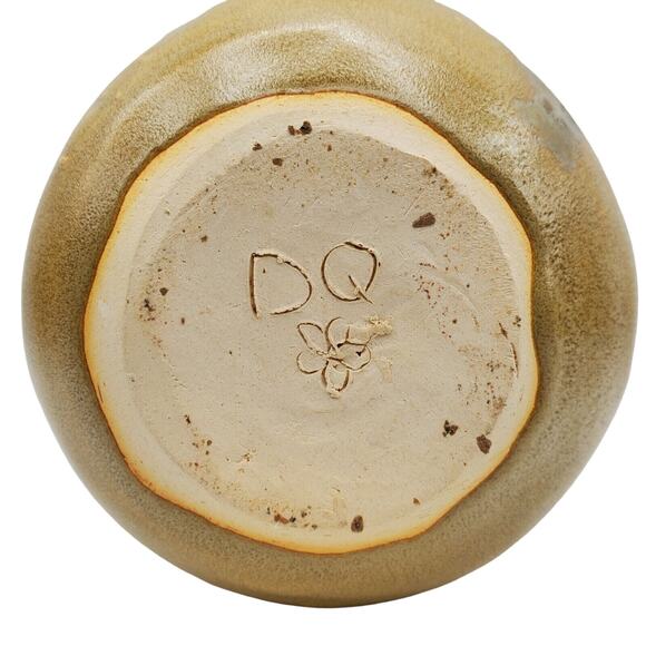 Studio Art Pottery Bean Pot Squat Vase Brown Tan Vintage Signed Small Ceramic - Picture 6 of 6